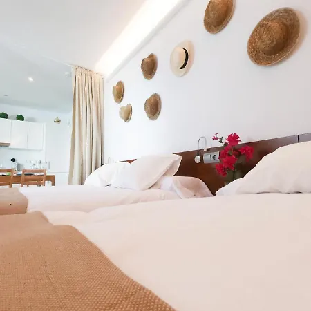 Дом отдыха Pueblo - Casa Josefita, Patio With Private Pool-piscina Privada Y Solarium